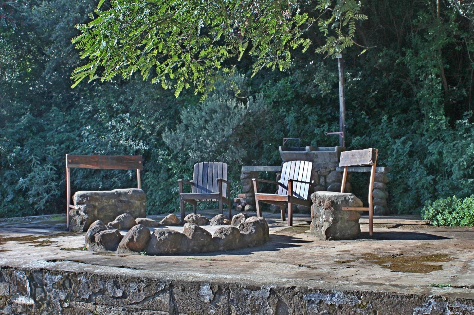 Treks, Trips And Trails Villa Champagne Valley Екстериор снимка