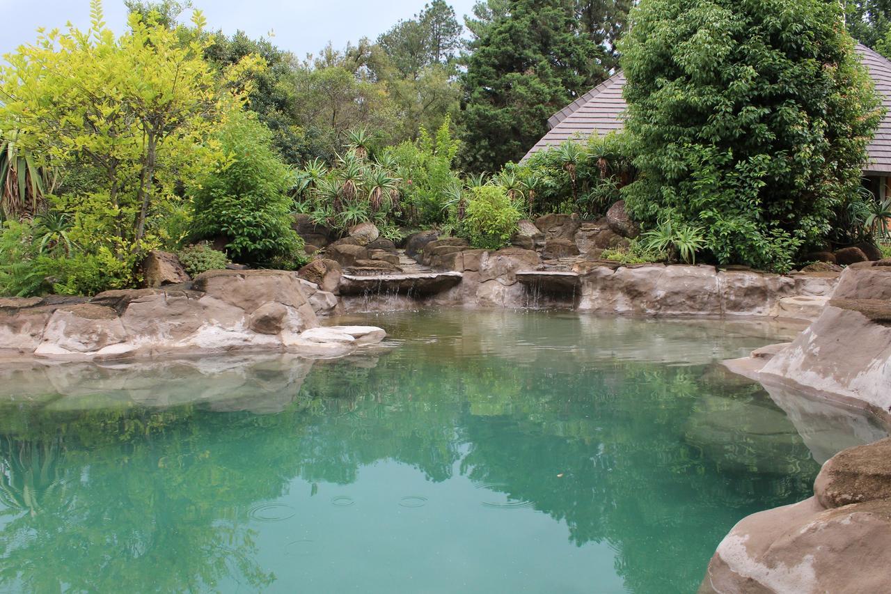 Treks, Trips And Trails Villa Champagne Valley Екстериор снимка